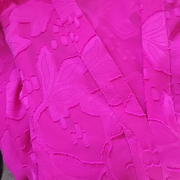 Chaus Bright Fuchsia Top - Picture 8 of 11